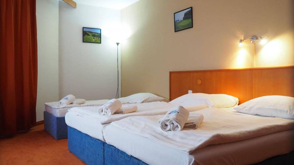 Economy suite